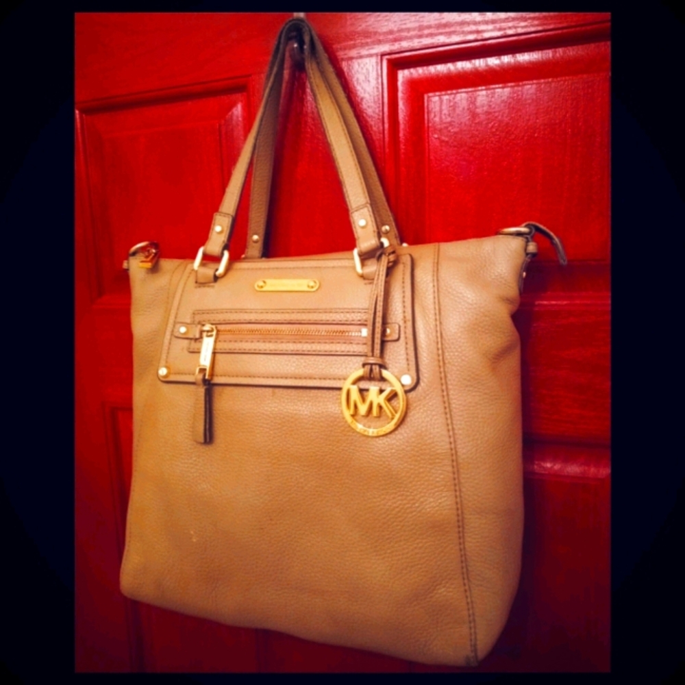 Micheal Kors Leather Tote Bag
